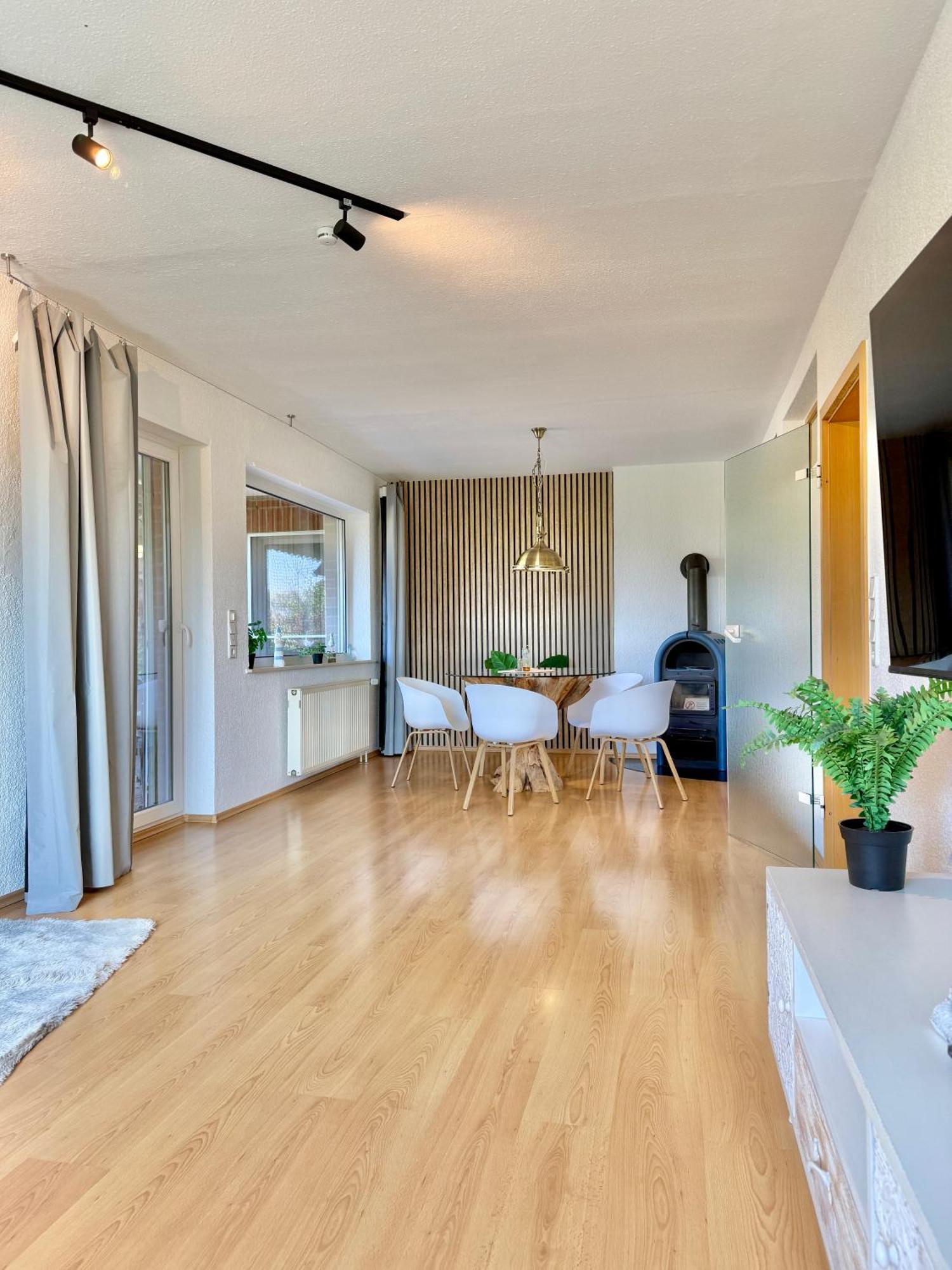 Apartment Fewo-julius Am Weser-sandstrand *